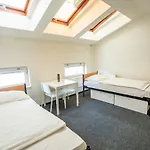 Mai Bohemia Hostel&Apartment