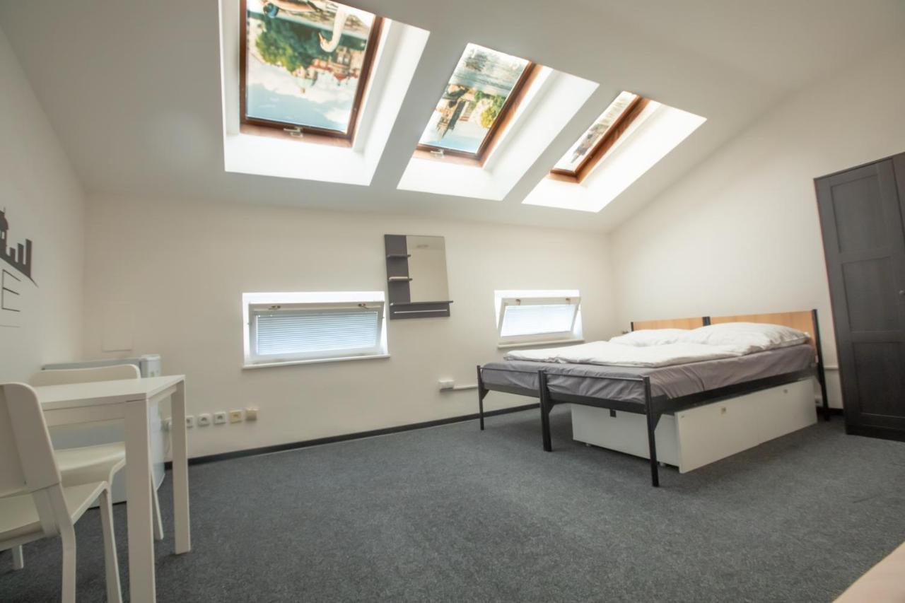 Hostel Mai Bohemia And